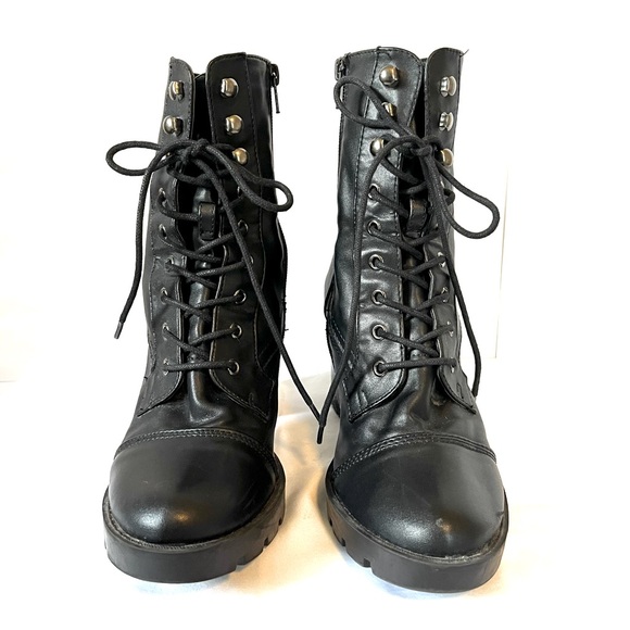 Charlotte Russe Shoes - HOST PICK Charlotte Russe Chunky Heel Boots in Black